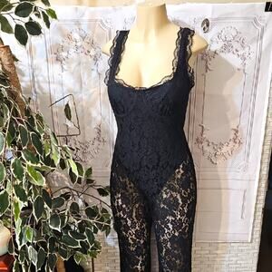 PrettyLittleThing NWT Black Lace Boning Detail Strappy Flared Jumpsuit Medium